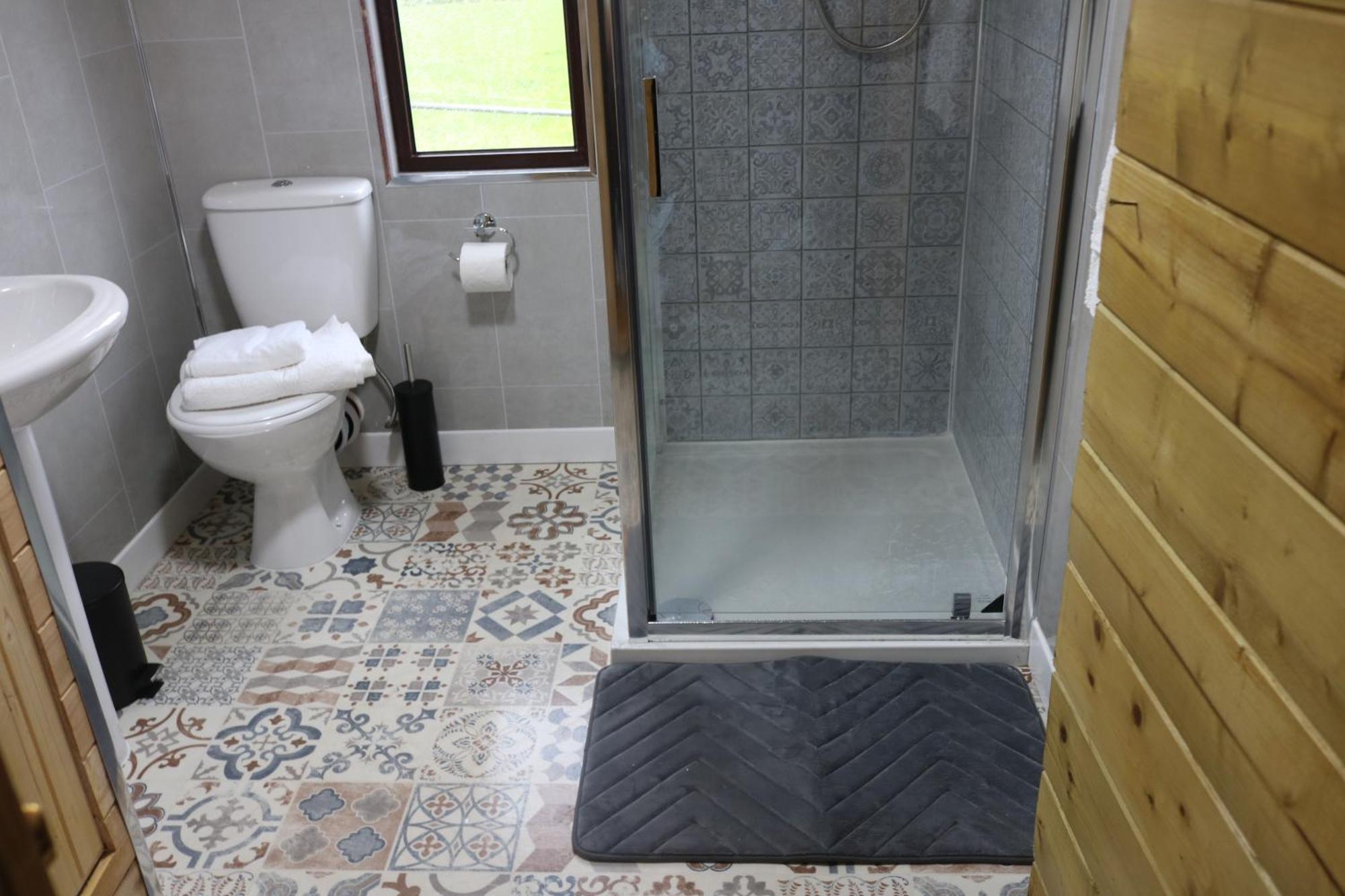 The Cabin Pipershill Newtownbutler Экстерьер фото